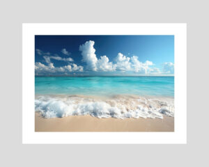 Affiche bord de mer apaisant avec sable fin, vagues douces et ciel bleu