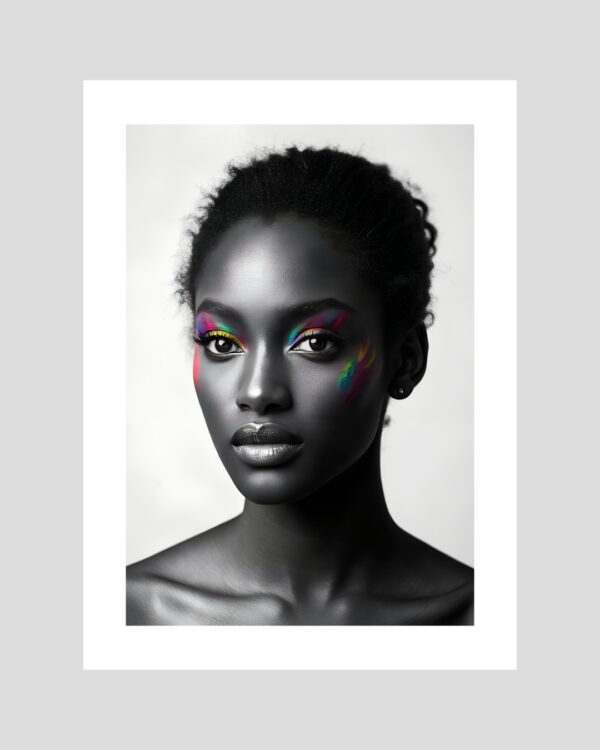 Portrait d’une femme noire en noir et blanc avec maquillage fluo – affiche artistique moderne
