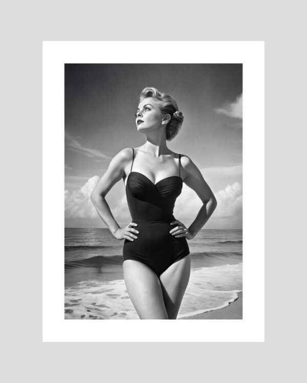 Icône Plage Rétro – Affiche Femme Vintage Noir et Blanc
