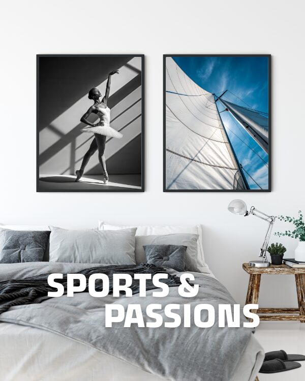 Affiches décoratives sur le thème des passions comme la danse classique et la voile, dans un intérieur moderne et épuré.